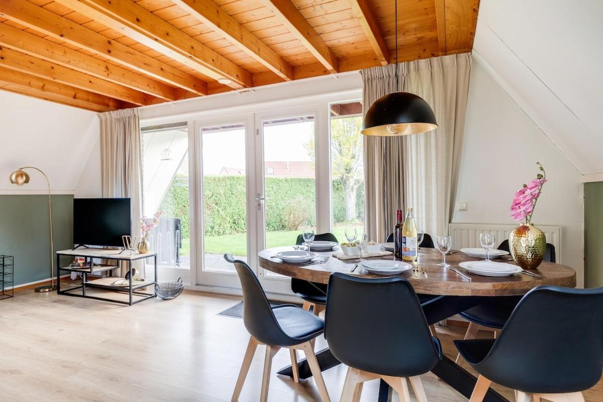Gekraagde Roodstaart I Met Fijne Groene Tuin Holiday home